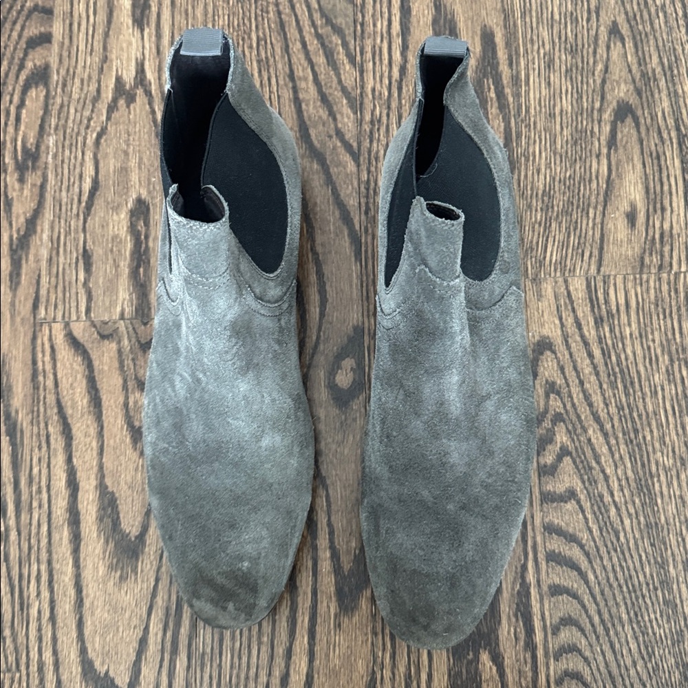 The Rail - The Rail Brysen Chelsea Ankle Boots, Gray Suede Pull On, 43M